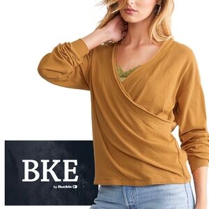 Surplice Raw Edge Top from the BUCKLE -  XL